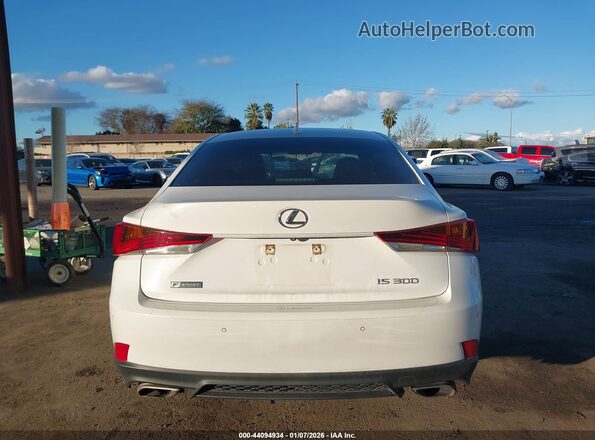 JTHBA1D26K5099340 2019 LEXUS IS 300 White 