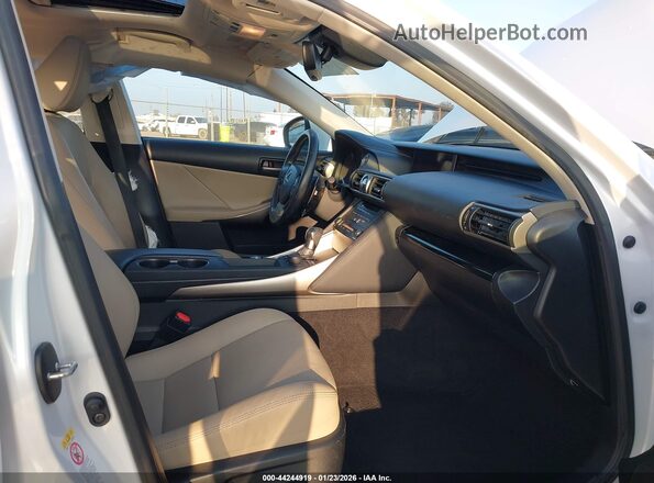 JTHBA1D27K5085656 2019 LEXUS IS 300 White Вид салону спереду
