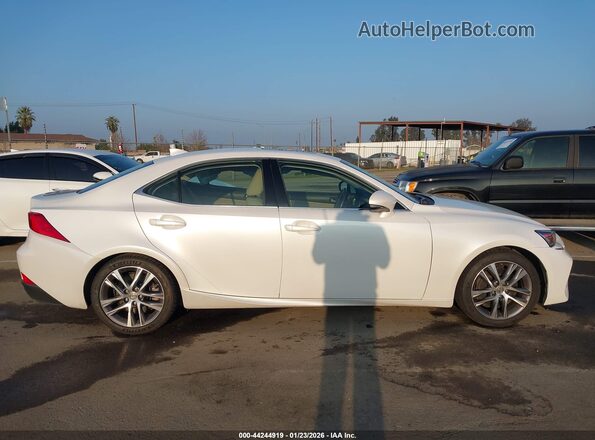 JTHBA1D27K5085656 2019 LEXUS IS 300 White Вид задньої частини салону