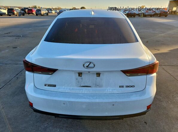 JTHBA1D29J5066573 2018 LEXUS IS White Հետևի տեսք