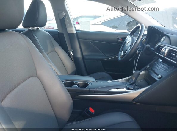 JTHBA1D29J5083244 2018 LEXUS IS 300 Gray წინა სალონის ხედი