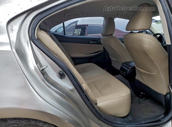 JTHBA1D2XK5096778 2019 LEXUS IS Silver Հետևի նստատեղերի տեսք