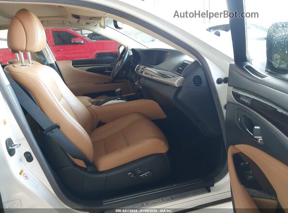 JTHBL5EF8G5139184 2016 LEXUS LS 460 White წინა სალონის ხედი