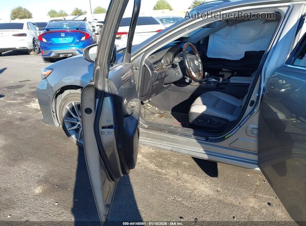 JTHBW1GG3H2140509 2017 LEXUS ES 300H Серебряный Вид салона спереди