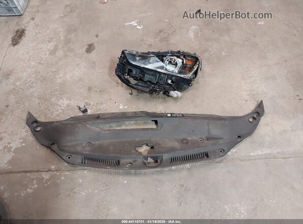 JTHC81D28J5030938 2018 LEXUS IS 300 Black Vista del cuadro de instrumentos