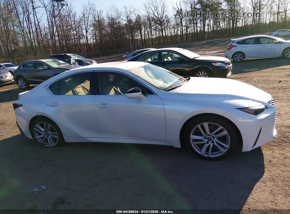 JTHCA1D27M5114130 2021 LEXUS IS 300 White Սալոնի հետևի տեսք