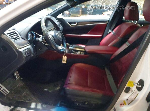 JTHCZ1BL2JA007638 2018 LEXUS GS White Front interior view