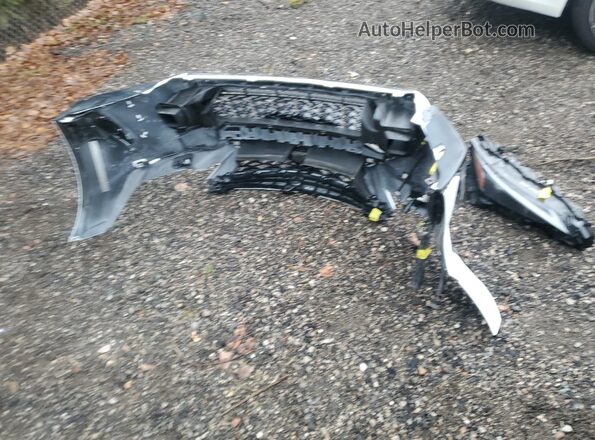 JTHG81F28R5053503 2024 LEXUS IS White Շարժիչի բաժամունքի տեսք