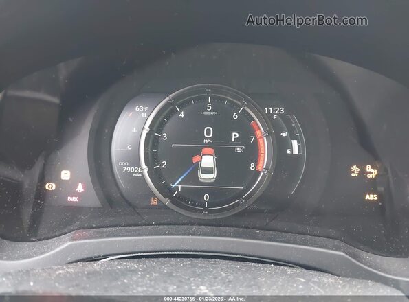 JTHGZ1B23M5044543 2021 LEXUS IS 350 Silver Widok tylnych siedzeń