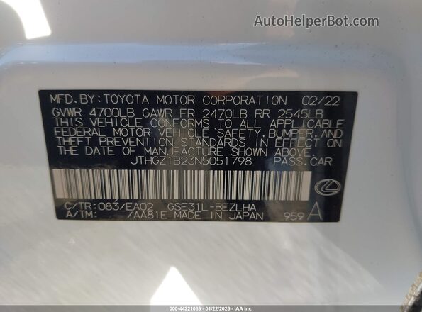 JTHGZ1B23N5051798 2022 LEXUS IS 350 White Vista del compartimento del motor
