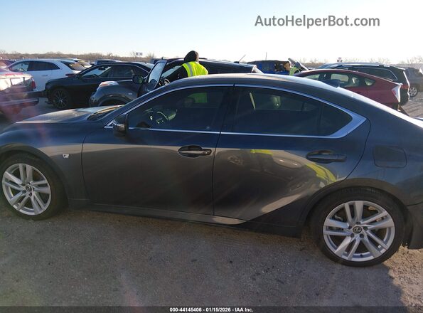 JTHGZ1B23P5068913 2023 LEXUS IS 350 Gray Widok wnętrza 360 stopni