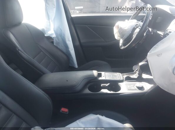 JTHGZ1B24P5061968 2023 LEXUS IS 350 Silver წინა სალონის ხედი
