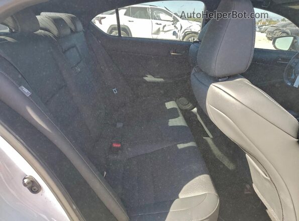 JTHGZ1B29P5067846 2023 LEXUS IS White Vista de los asientos traseros