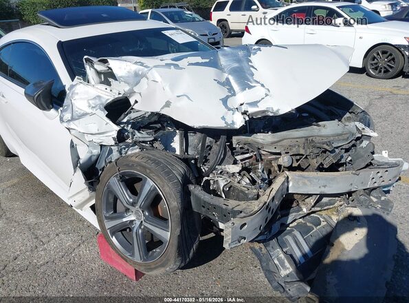 JTHHA5BC4H5006899 2017 LEXUS RC 200T Белый Вид спереди