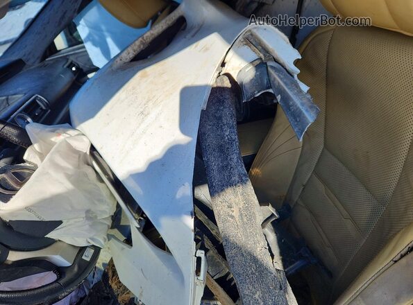 JTHHE5BCXH5017023 2017 LEXUS RC White Engine compartment view