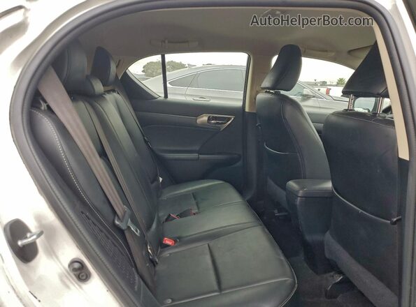 JTHKD5BH0G2255063 2016 LEXUS CT White Vista de los asientos traseros