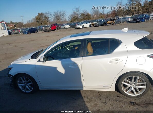 JTHKD5BH2H2294240 2017 LEXUS CT 200H White 