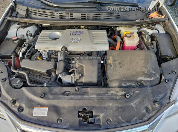 JTHKD5BH3G2268552 2016 LEXUS CT White Widok wnętrza z tyłu