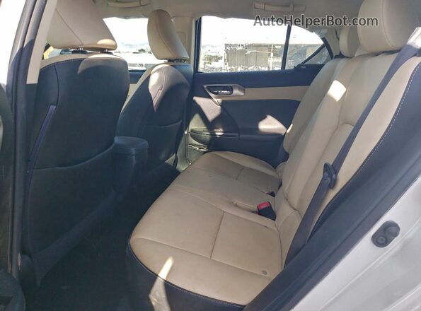 JTHKD5BH9G2252159 2016 LEXUS CT White 