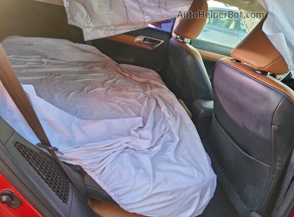 JTHKD5BHXH2293496 2017 LEXUS CT Red Widok tylnych siedzeń