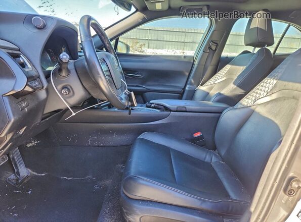 JTHL9JBH2L2025842 2020 LEXUS UX Silver Սալոնի դիմացի տեսք
