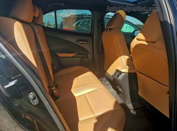 JTHP6JBHXR2168590 2024 LEXUS UX Черный Вид задних сидений