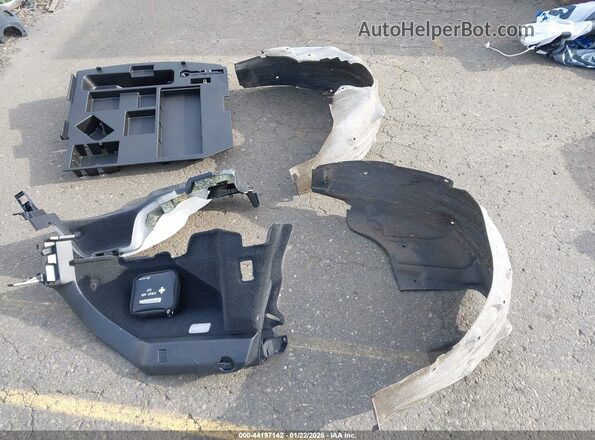 JTHP9JBH3M2052857 2021 LEXUS UX 250H Белый 