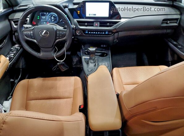 JTHP9JBH4P2070076 2023 LEXUS UX White Вид панелі приладів