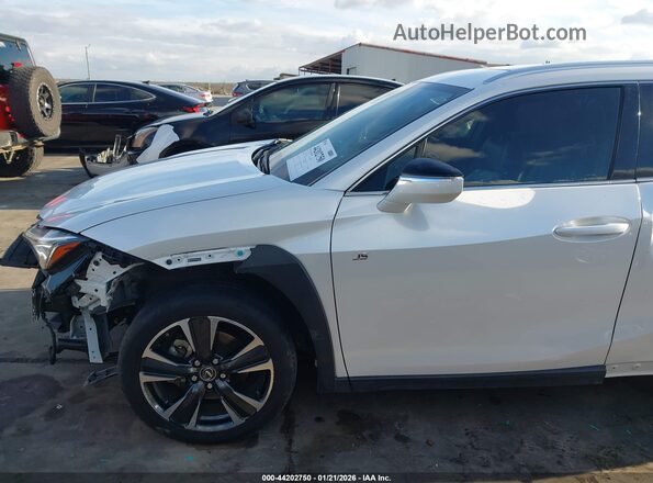 JTHP9JBH9M2053995 2021 LEXUS UX 250H White 
