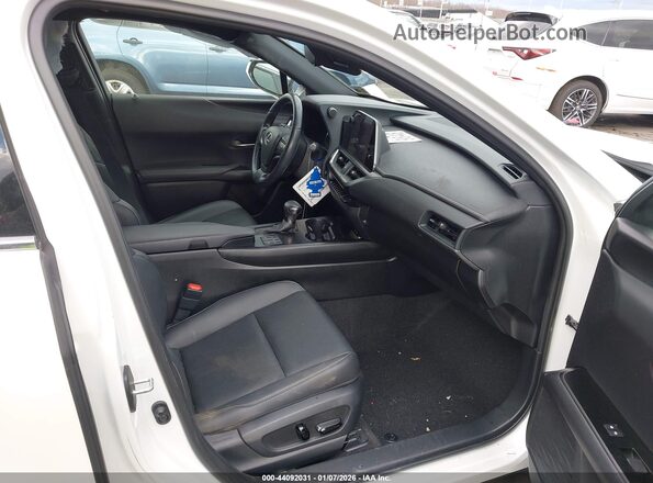 JTHP9JBH9P2067495 2023 LEXUS UX 250H White Vista interior delantera