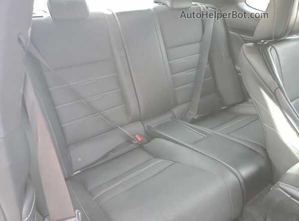 JTHSZ5BC9J5008667 2018 LEXUS RC Red Vista de los asientos traseros
