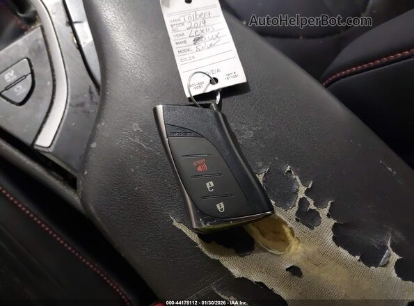 JTHU9JBH0K2014468 2019 LEXUS UX 250H Silver Առջևի վահանակի տեսք