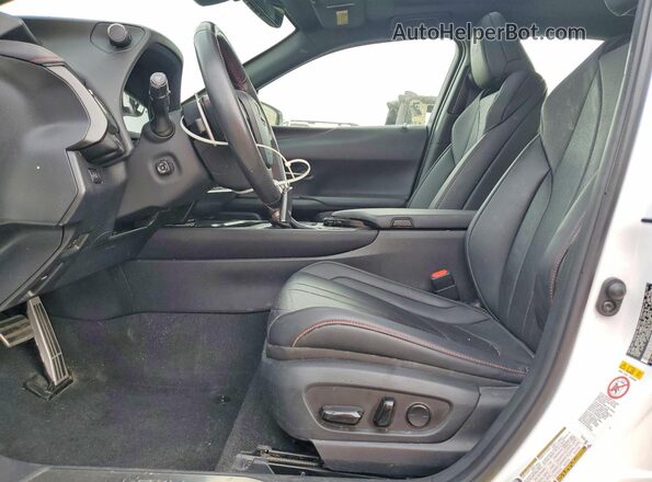 JTHU9JBH6K2011395 2019 LEXUS UX White Front interior view
