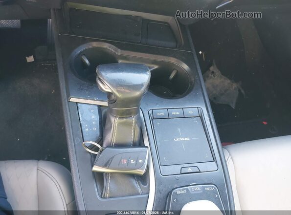 JTHX3JBH6L2022283 2020 LEXUS UX 200 Red Առջևի վահանակի տեսք