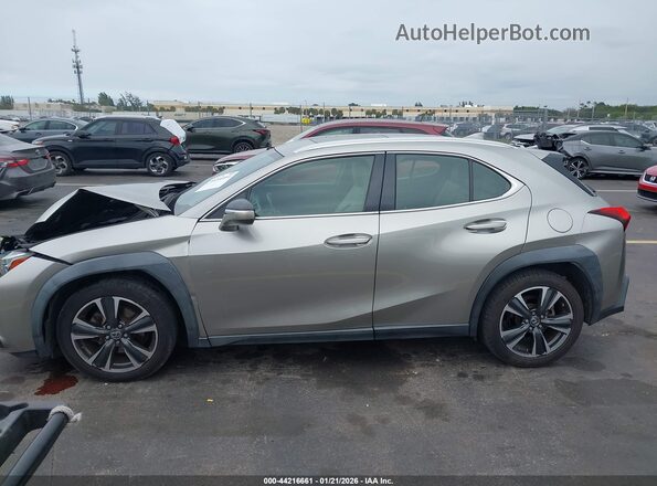 JTHX3JBH9L2020902 2020 LEXUS UX 200 Gray 360 interior view