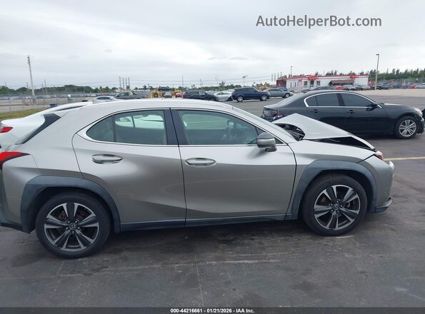 JTHX3JBH9L2020902 2020 LEXUS UX 200 Gray Rear interior view