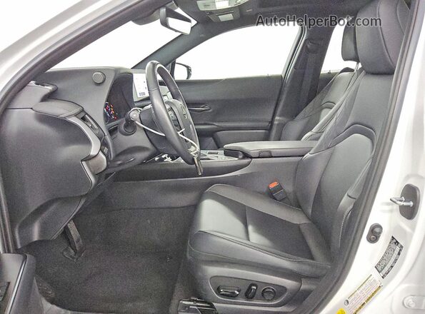 JTHX6JBH6R2187945 2024 LEXUS UX White Widok wnętrza z przodu