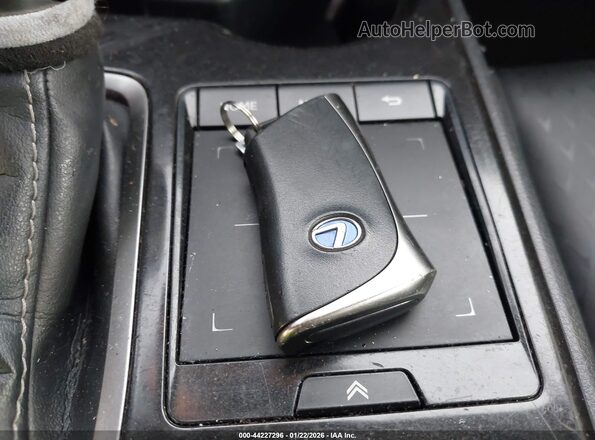 JTHX9JBHXM2042181 2021 LEXUS UX 250H White Առջևի վահանակի տեսք