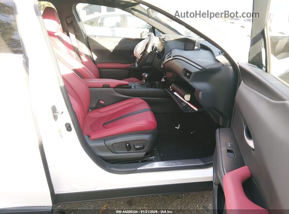 JTHY3JBH2K2005483 2019 LEXUS UX 200 White Vista interior delantera