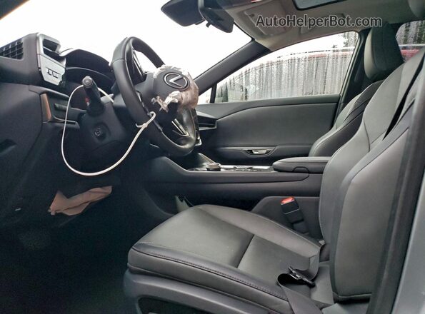 JTJAAAAB6PA017992 2023 LEXUS RZ Silver წინა სალონის ხედი