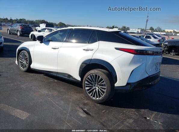 JTJAAAAB7RA023819 2024 LEXUS RZ 450E Белый Задняя левая четверть