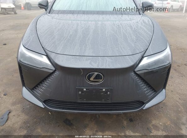 JTJAAAAB8PA010977 2023 LEXUS RZ 450E Серый Вид спереди
