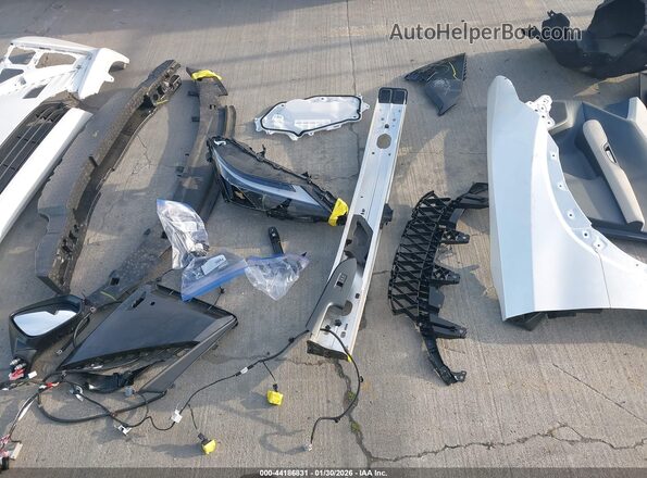 JTJAAAAB8PA016486 2023 LEXUS RZ 450E White 