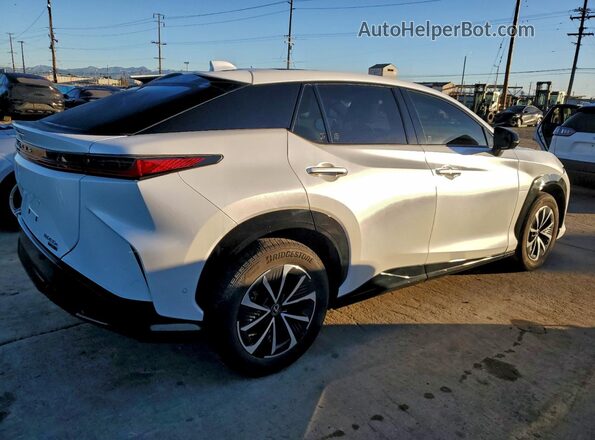 JTJAAAAB8RA024140 2024 LEXUS RZ White Przód prawy