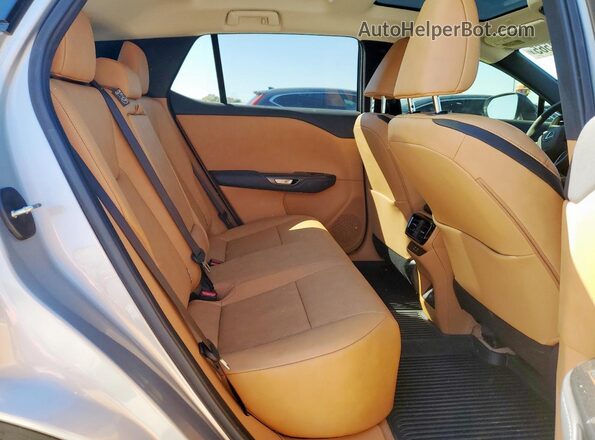 JTJAAAAB8RA025353 2024 LEXUS RZ Silver 