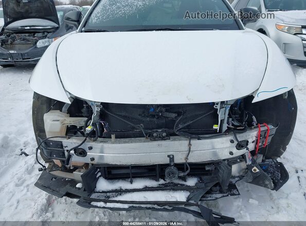 JTJAAAAB9PA011930 2023 LEXUS RZ 450E White Widok z przodu