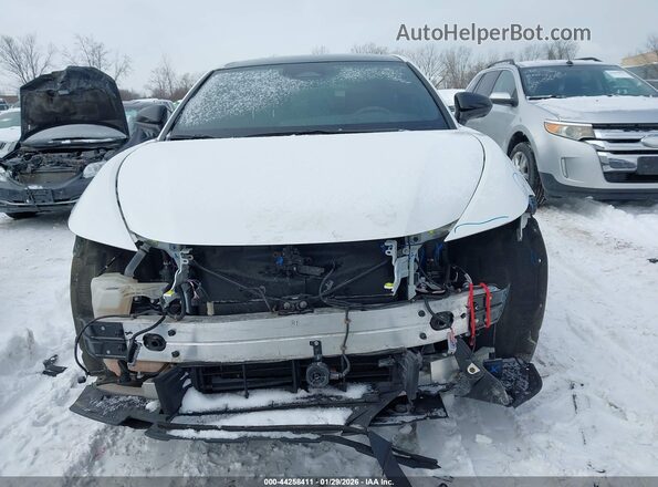 JTJAAAAB9PA011930 2023 LEXUS RZ 450E White Widok wnętrza z tyłu