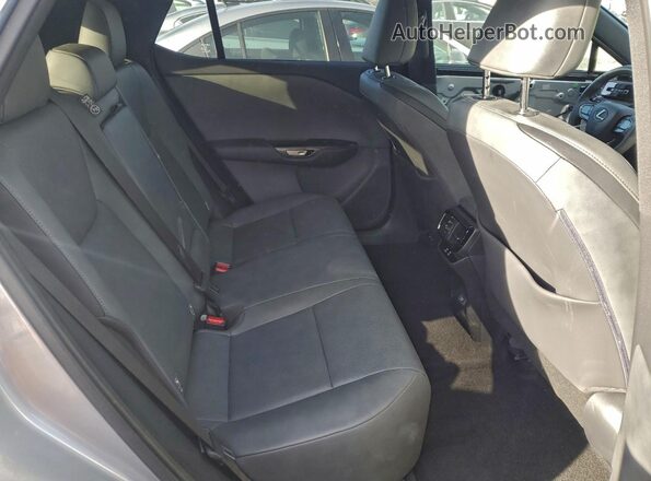 JTJABABB8RA002196 2024 LEXUS RZ Silver Հետևի նստատեղերի տեսք