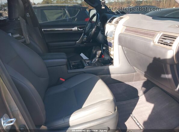 JTJAM7BX0M5269732 2021 LEXUS GX 460 Gray Vista interior delantera