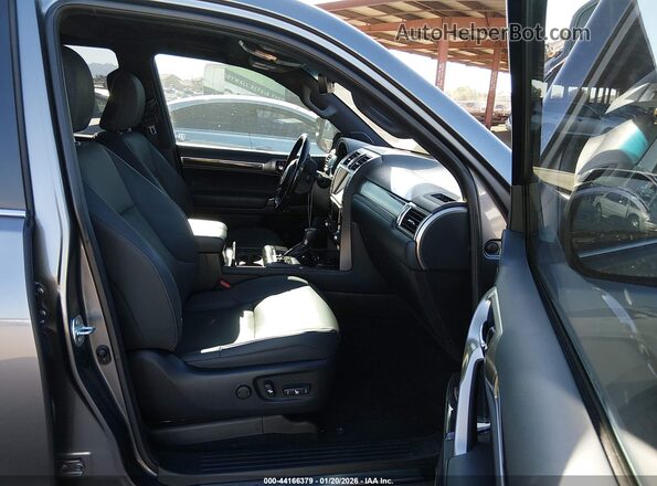JTJAM7BX5L5252407 2020 LEXUS GX 460 Серый Вид салона спереди